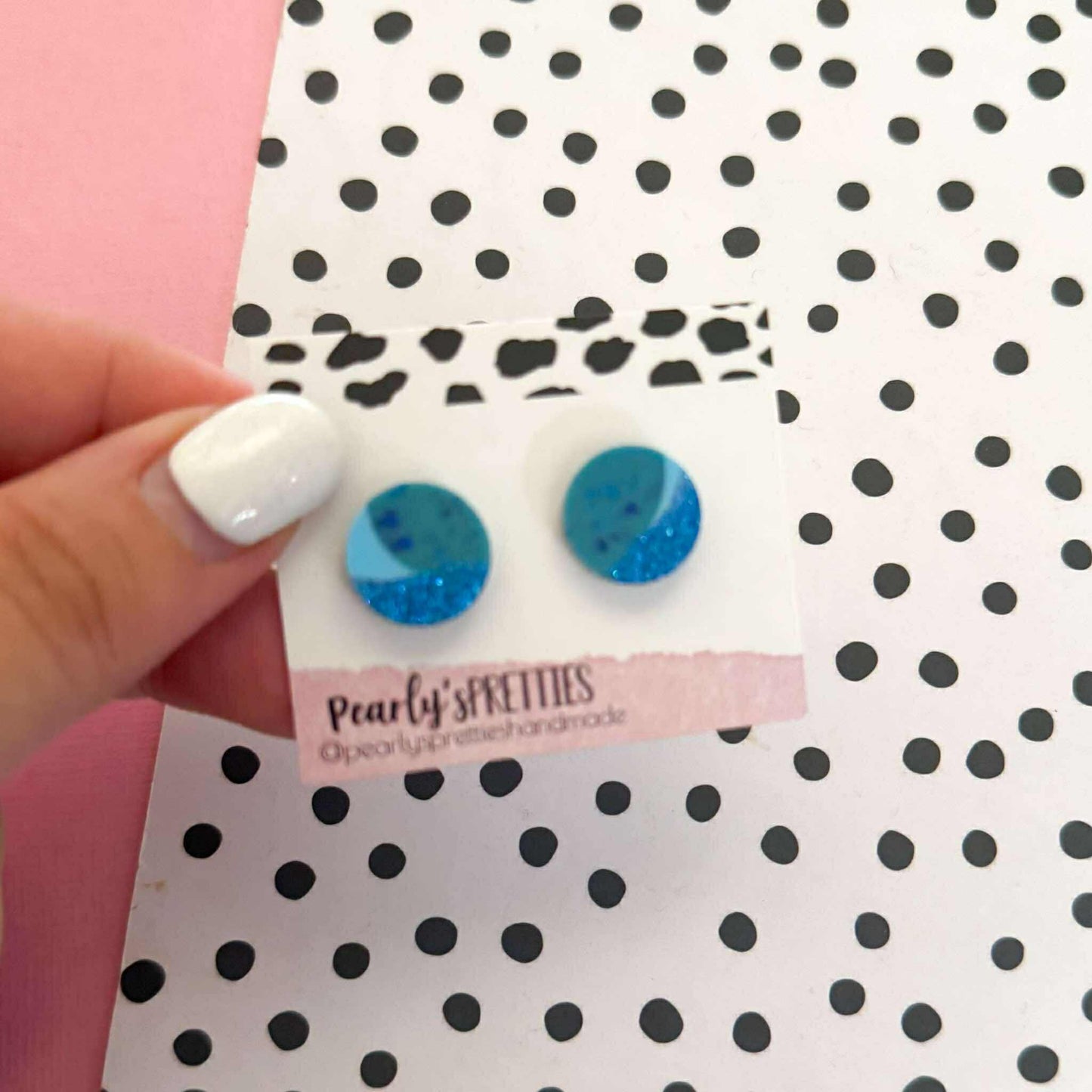 Small circle stud earrings- Coastal Cool CCS05