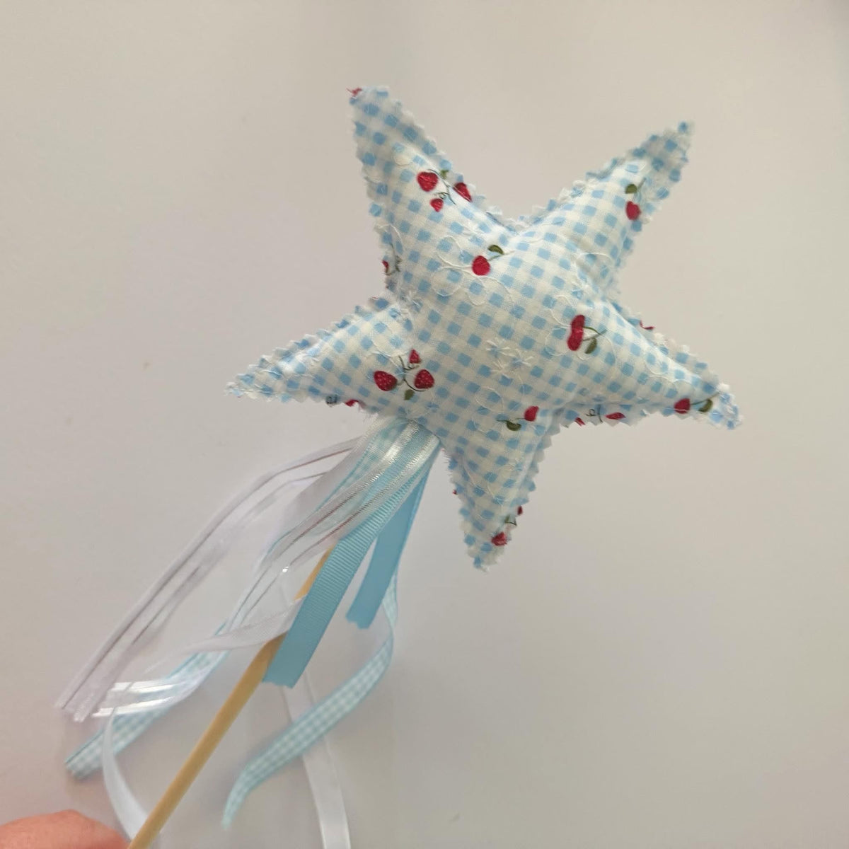 Fairy wand - Blue strawberry