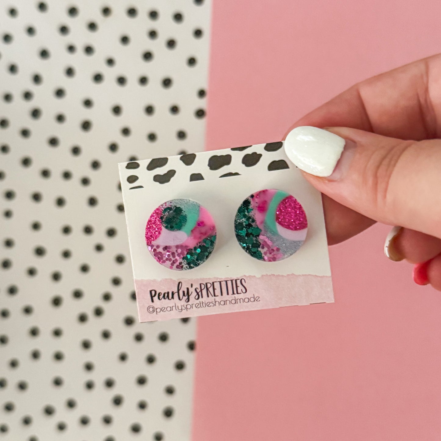 Circle medium stud - Enchanted 27