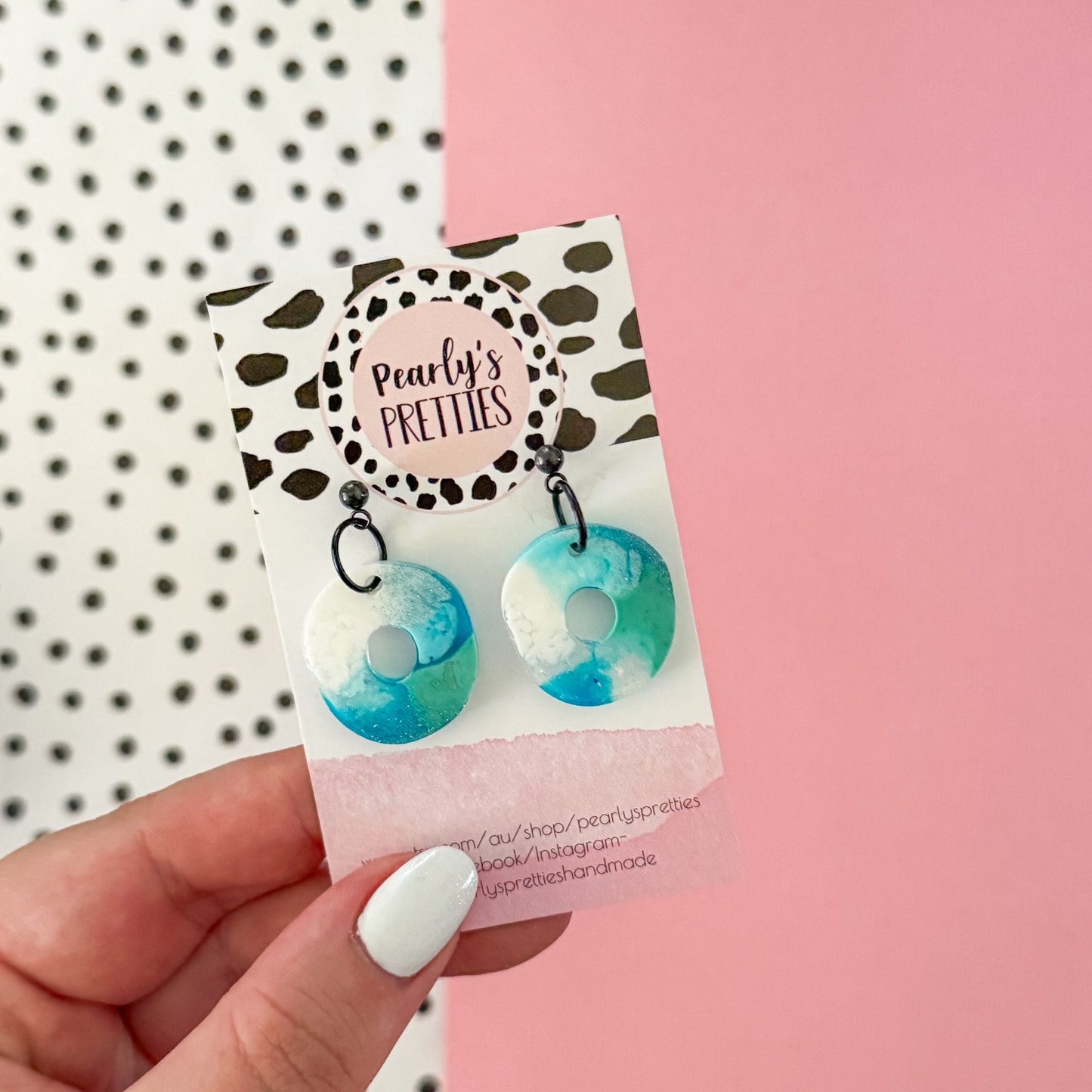 Organic oval ball top earrings 044