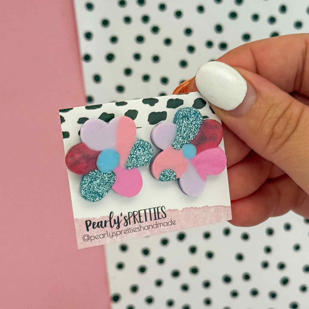Daisy Daisy stud earring -Bubblegum Bliss 17