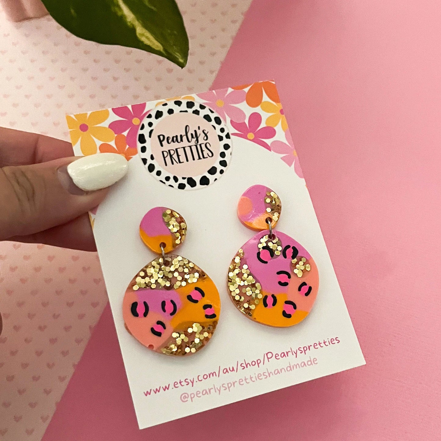 Organic medium circle stud top earrings 014