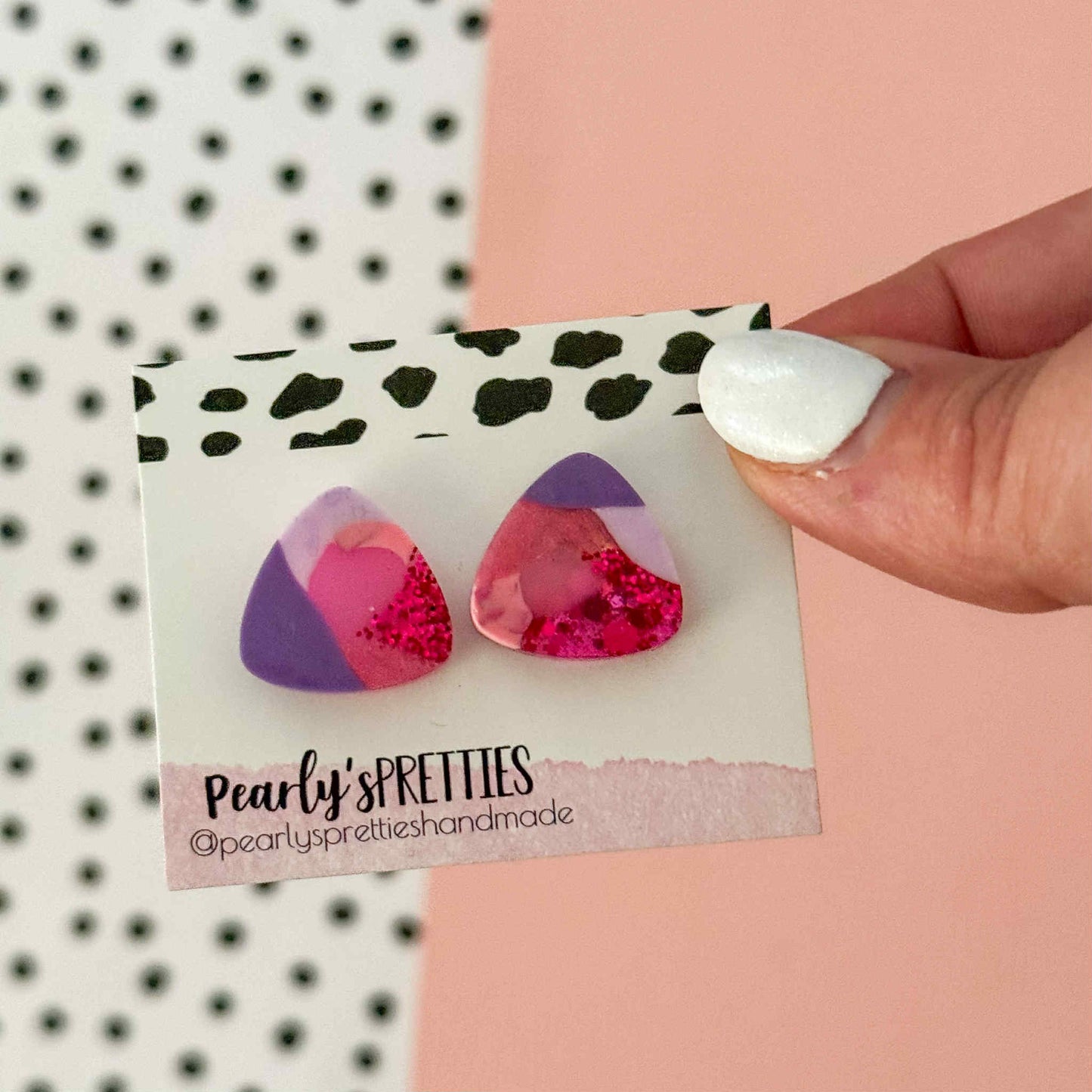 Small triangle stud earring - Berry Blush 20
