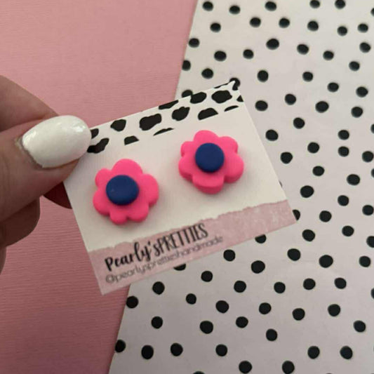 Daisy Daze small flower stud- Fluro pink/blue