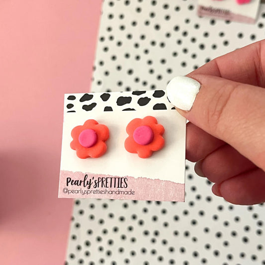 Daisy Daze small flower stud- orange/pink
