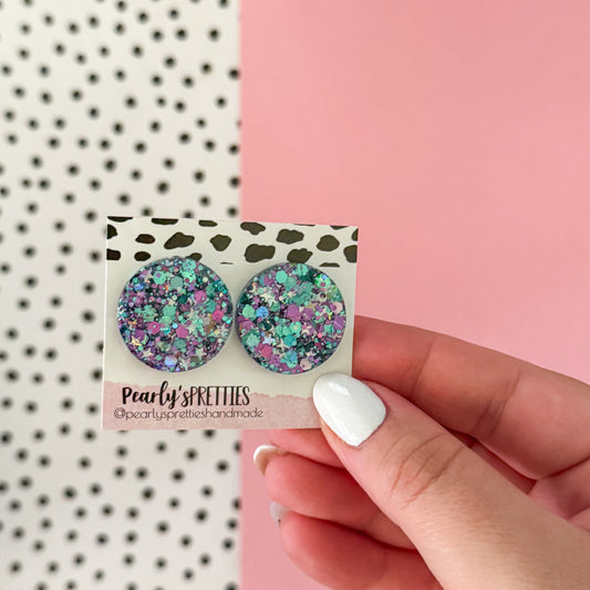 Large circle stud earring- 08