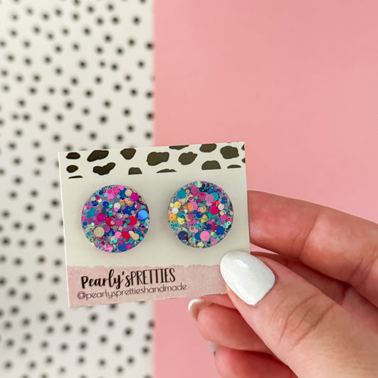 Medium circle stud earring- 15