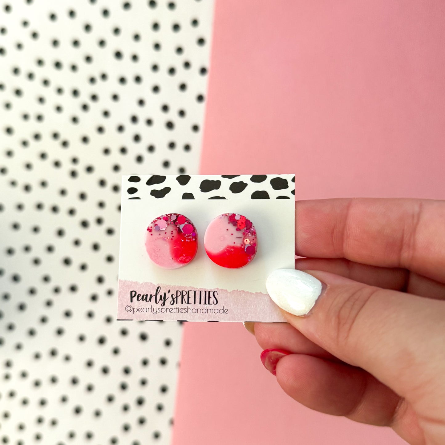 Organic Small circle stud earrings-  Love Struck S09