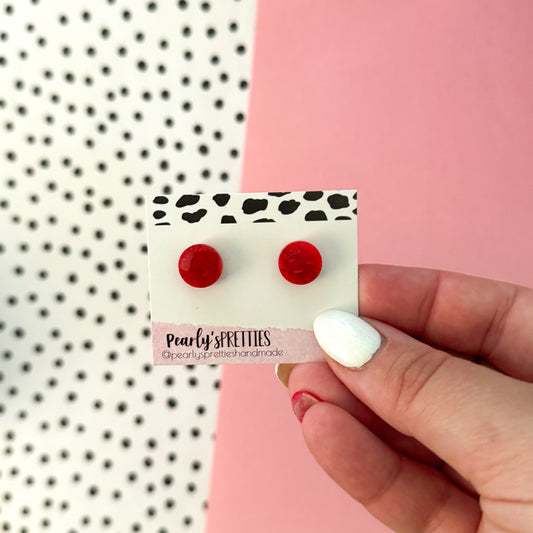 tiny circle stud earrings-  Love Struck S06