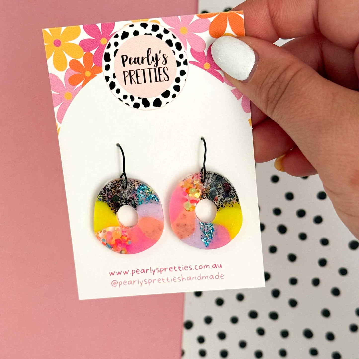 Oval-licious hook dangle earrings- Retro Remix- RR04